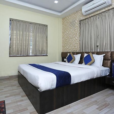 Oyo 7790 Hotel Royal Height Calcutta Exteriör bild