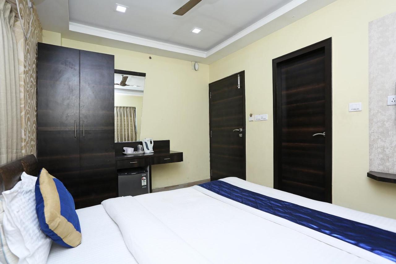 Oyo 7790 Hotel Royal Height Calcutta Exteriör bild